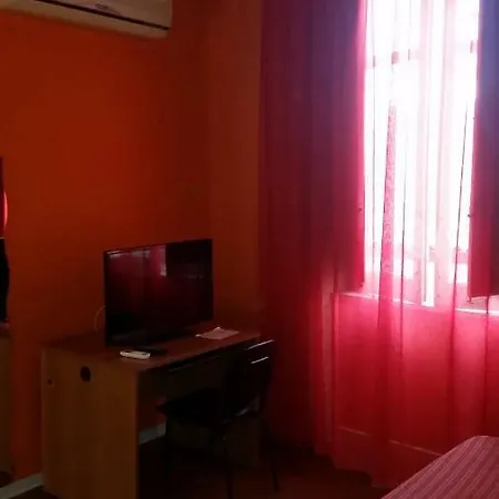 A Due Passi Da...